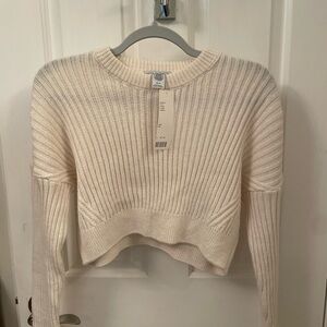 Urban Outfitters Women's Cropped Sweater